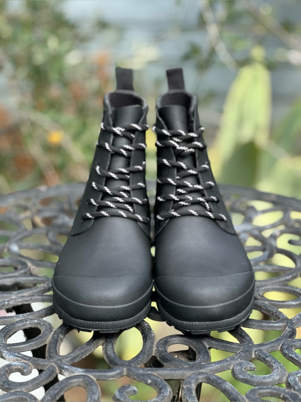 Madewell — The Lace-Up Lugsole Rain Boot - Picture 3 of 7